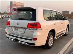 تۆیۆتا لاند کروزەر